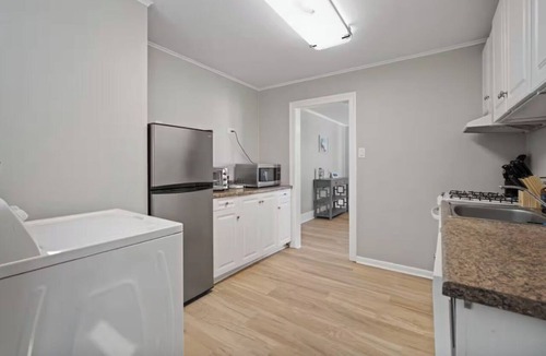 Margate City Apartment | Salt Life Retreat Unit B- 2BR/1BA,Heart of Margate