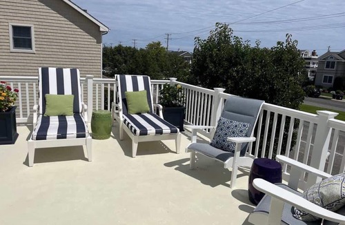 Avalon House | Saltwater Haven - Walkable Shore Stay