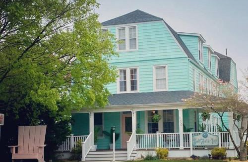 Wall Hotel | Saltwater Inn