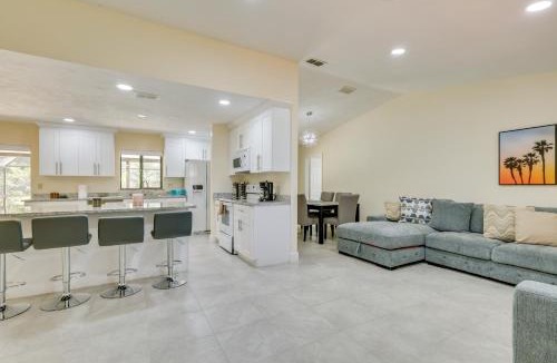 Joel House | Saltwater Pool and Lanai Lehigh Acres Escape!