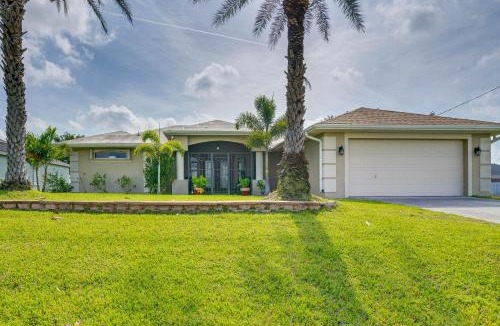 Mariner Villa | Saltwater Pool & Gas Grill: Cape Coral Oasis!
