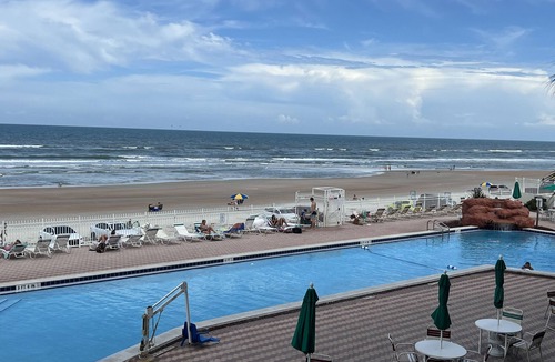 Lenox Park Apartment | Salty ~ Wishes ~ Oceanfront Condo