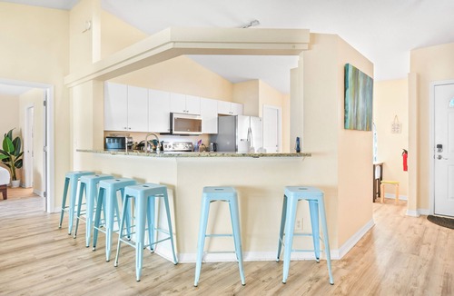 Clearwater House | SaltyLux16 Heated Saltwater Pool/Near Beach/Island