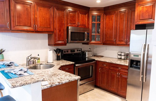 Coconut Grove House | Sanctuary with private patio near Parks, Dining, Yacht Club, Marina, CocoWalk.
