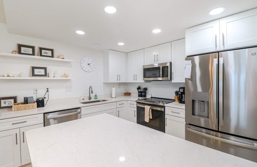 Crescent Beach Apartment | Sand Dollar 3-405 Direct Oceanfront Three Bedroom Condo