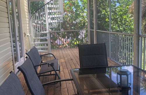 Sanibel House | Sanibel Escape- Gorgeous gateway to the beach & shelling