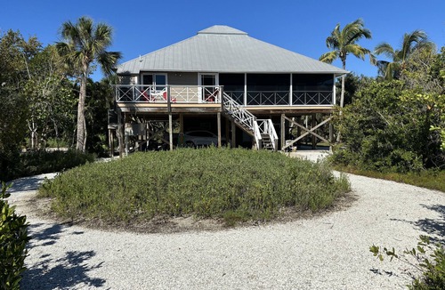 Dinkins Bayou House | Sanibel Island Private Vacation Home - Dog Friendly