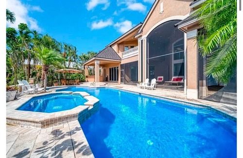 Sanctuary House | Sanibel Luxury 6000 sq ft Home in the Prestigious Sanctuary