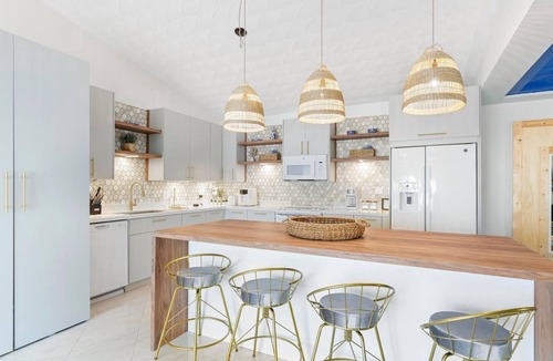 Ludlam House | Santorini · Casa Santorini - Big Pool, BBQ & Free Parking