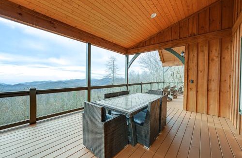 Sapphire House | Sapphire Mountaintop Cabin w/Views & 2 Decks