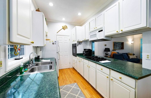 Sapphire Cabin | Sapphire Sky Cabin - Walk to Fairfield Lake/Resort Amenities