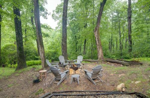 Sapphire House | Sapphire Valley Cabin w/Private Mountain Views!