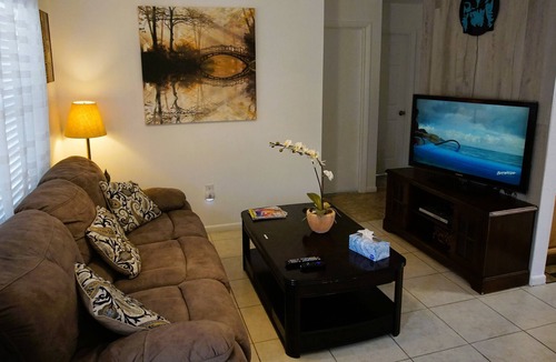 Fruitville Apartment | Sarasota Apartment Near Benderson Park