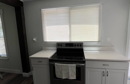 Bayou Oaks House | Sarasota Home, 3/2 with Mother-in-law suite near airport