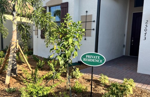 Venice House | Sarasota National Pool & Golf w/2 golf club memberships included!