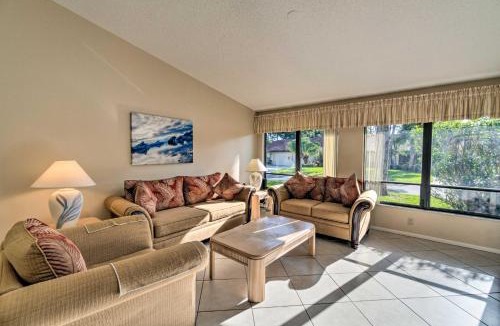 Sarasota Villa | Sarasota Villa with Pool Access about 4 Mi to Beach!