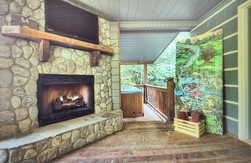 Epworth Cabin | Sasquatch River Retreat