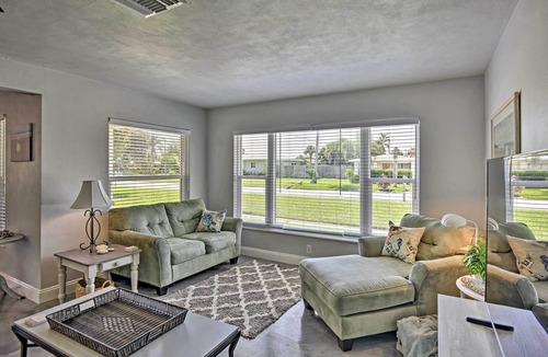 Sea Park Homes House | Satellite Beach Home w/Fenced Yard - Walk to Beach