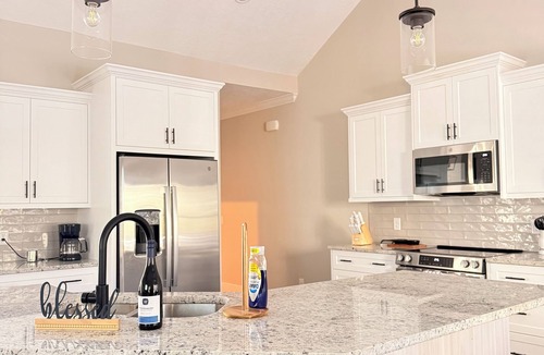 McCormick House | Savannah Lakes Golf & Lake Thurmond Retreat 3BR