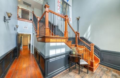 Old West Broad Neighborhood House | Savannah Lez Frederick: Gallery