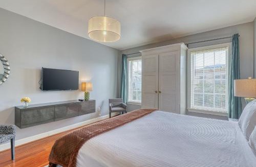 Old West Broad Neighborhood House | Savannah Lez Frederick: Gallery