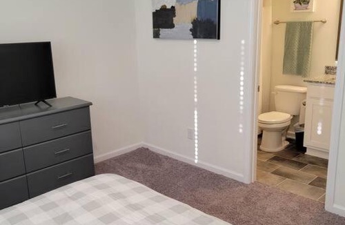 Rosewood Apartment | SC 3755 New 2 bedroom Townhouse Ft Jackson & USC