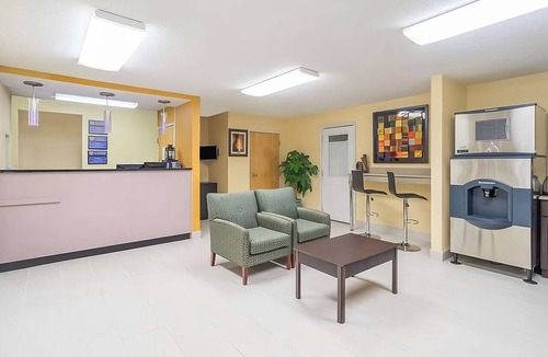 Lookout Valley Neighborhood Association Hotel | Scenic Chattanooga Escape Near Rock City and Ruby Falls Attractions