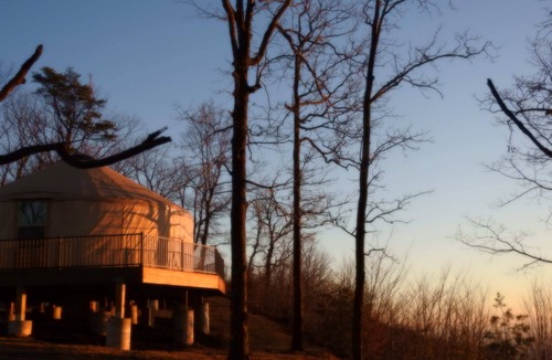 Rising Fawn House | Scenic Glamping Yurt Retreat, Full Kitchen/Bath