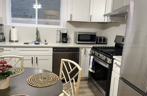 Scranton House | Scranton Valley! Lovely 2-Bedroom Apartment.