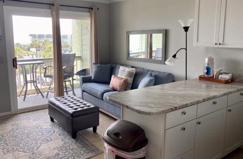 Isle of Palms House | Sea Cabin 306-A