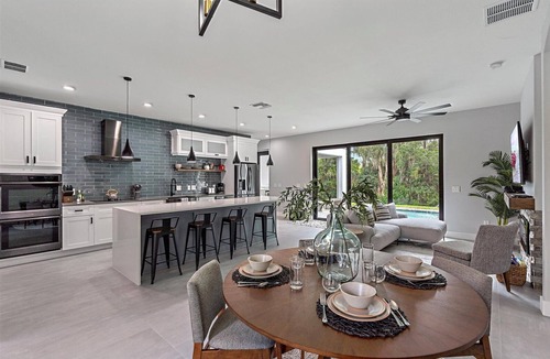 Historic Braden Castle House | Sea Gem | Waterfront w/Pool, Dock + Paddle/Kayaks!
