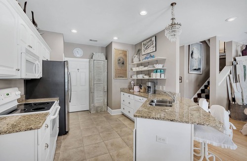 Santa Rosa Beach House | “Sea Gypsy”~Fabulous 4BR 3BA Cottage - Blue Mountain Beach, FL + 4 bikes incld