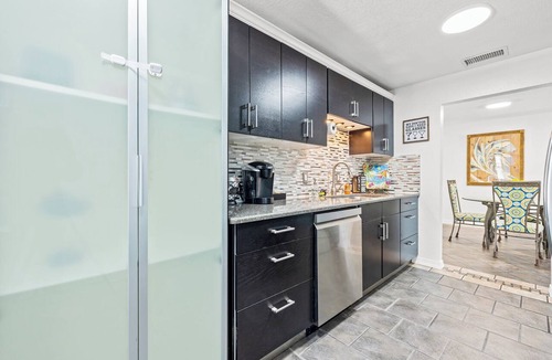 Anona House | Sea La Vie - Family Fun - 9 Min to Beach