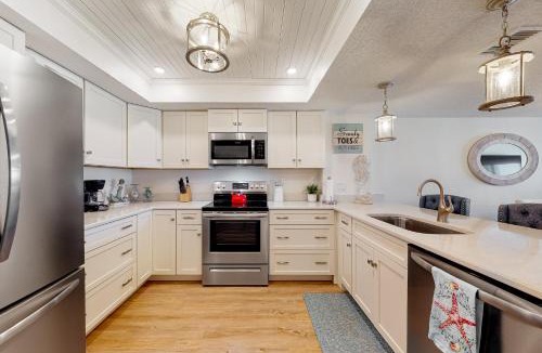Redington Shores Apartment | Sea Oats 307