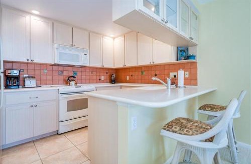 Downtown Boca Grande Historic District Apartment | Sea Oats 336 Condo