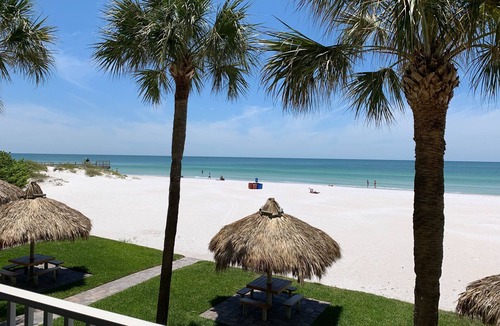 Redington Shores Condo | Sea Oats - Lauren Cove