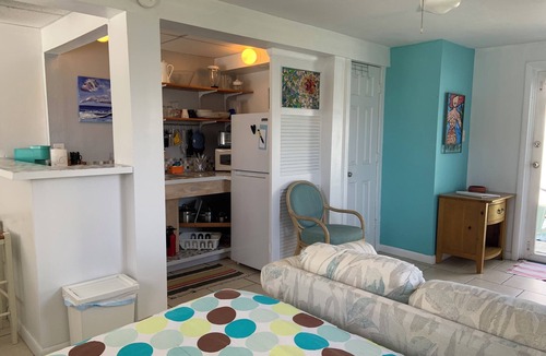 Flagler Beach Apartment | Sea Oats Studio -downtown And Steps To The Beach!