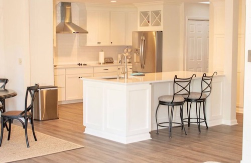 Sea Pines House | Sea Pines! Beach, pool, Harbour Town Golf Links view, sleeps 8 & pet friendly!
