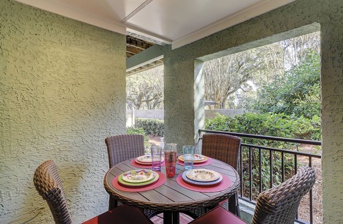 Harbour Town Condo | Sea Pines Resort! Gorgeous Pet-Friendly Retreat