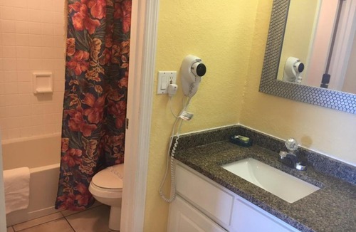 East Daytona House | Sea Shells Beach Club #214 Apartment
