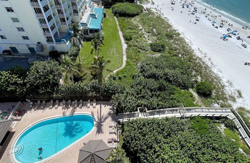 Marco Island Condo | Sea Winds 1001: Amazing View! Beach Front Condo