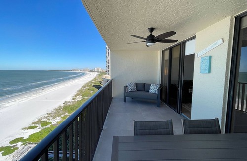 Marco Island Condo | Sea Winds 1105: Updated Beachfront Condo!
