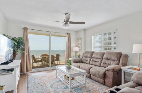 Seawinds Condo Apartment | Sea Winds 501 - Corner Breeze