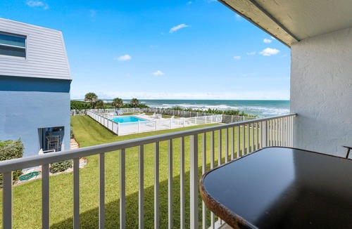 South Patrick Shores Condo | Seabreaker Delight - Direct Ocean Views with Pool!