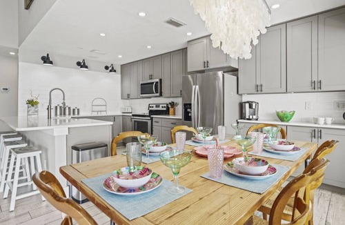Fort Myers House | SeaGlass: Lakefront Home