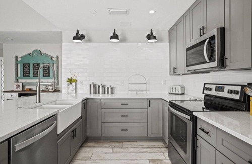 Fort Myers House | SeaGlass: Lakefront Home