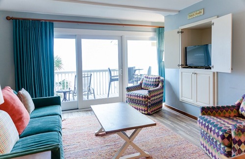 Isle of Palms Villa | Seagrove 10D, 3BR Oceanfront Villa with Wild Dunes Amenities!
