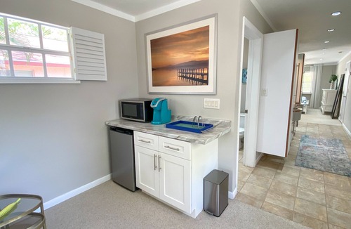 River Pointe Apartment | Seahorse Suite Bradenton Hideaway