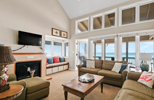 Crystal Beach House | Sealoft 201