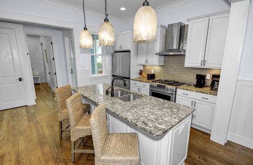 Watercolor House | 'Seas the Day' in WaterColor Beach 5 Bdrm/Slps 10| Steps to Dragonfly Pool!